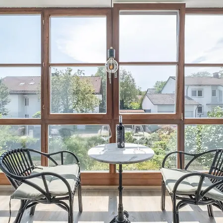 Gemuetliches Wohlfuehl-apartment Mit Perfektem Seeblick Lägenhet